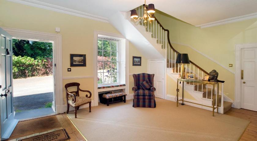 Фото Old Vicarage