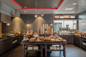 Гостиница Nyx Hotel Munich by Leonardo Hotels