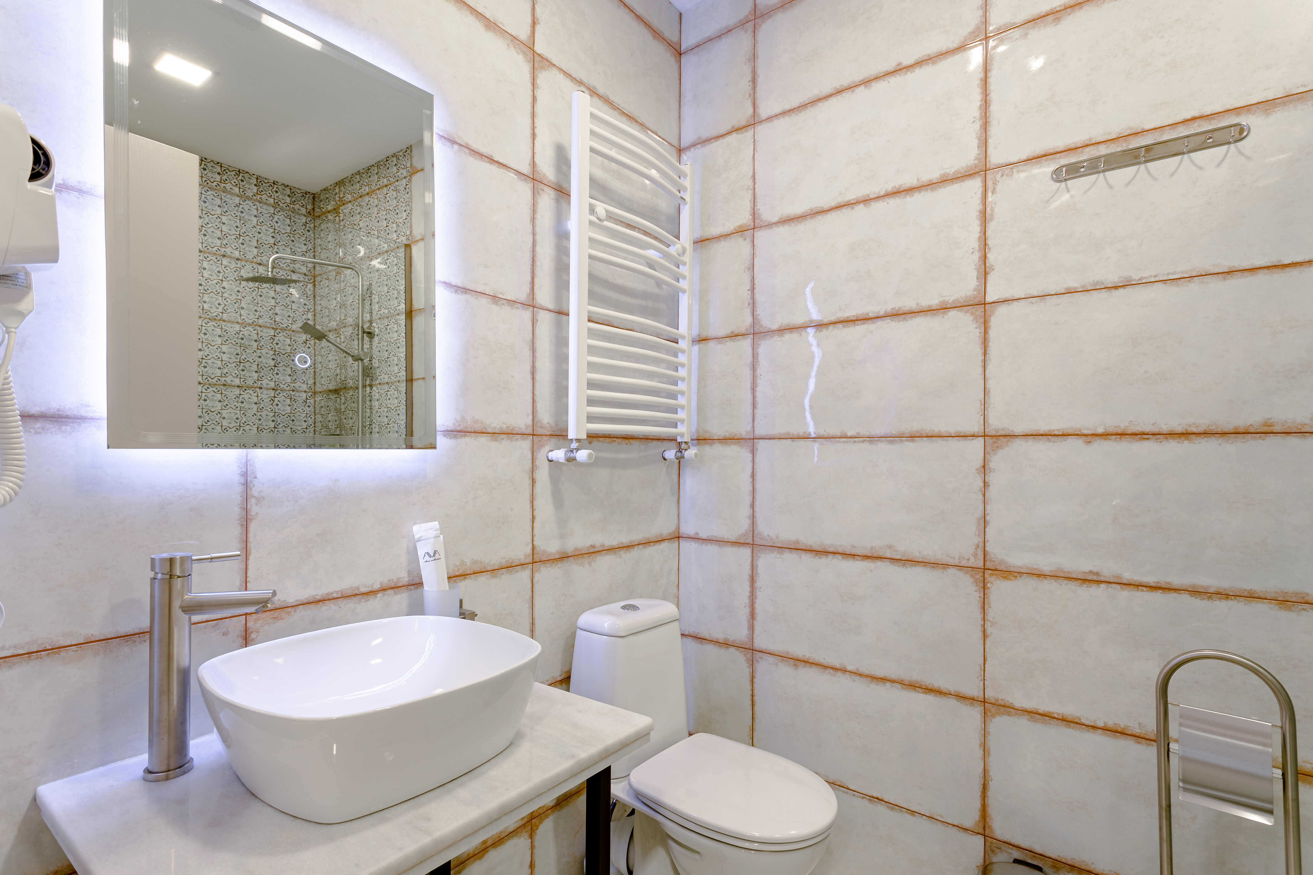 Фото Monument 1880