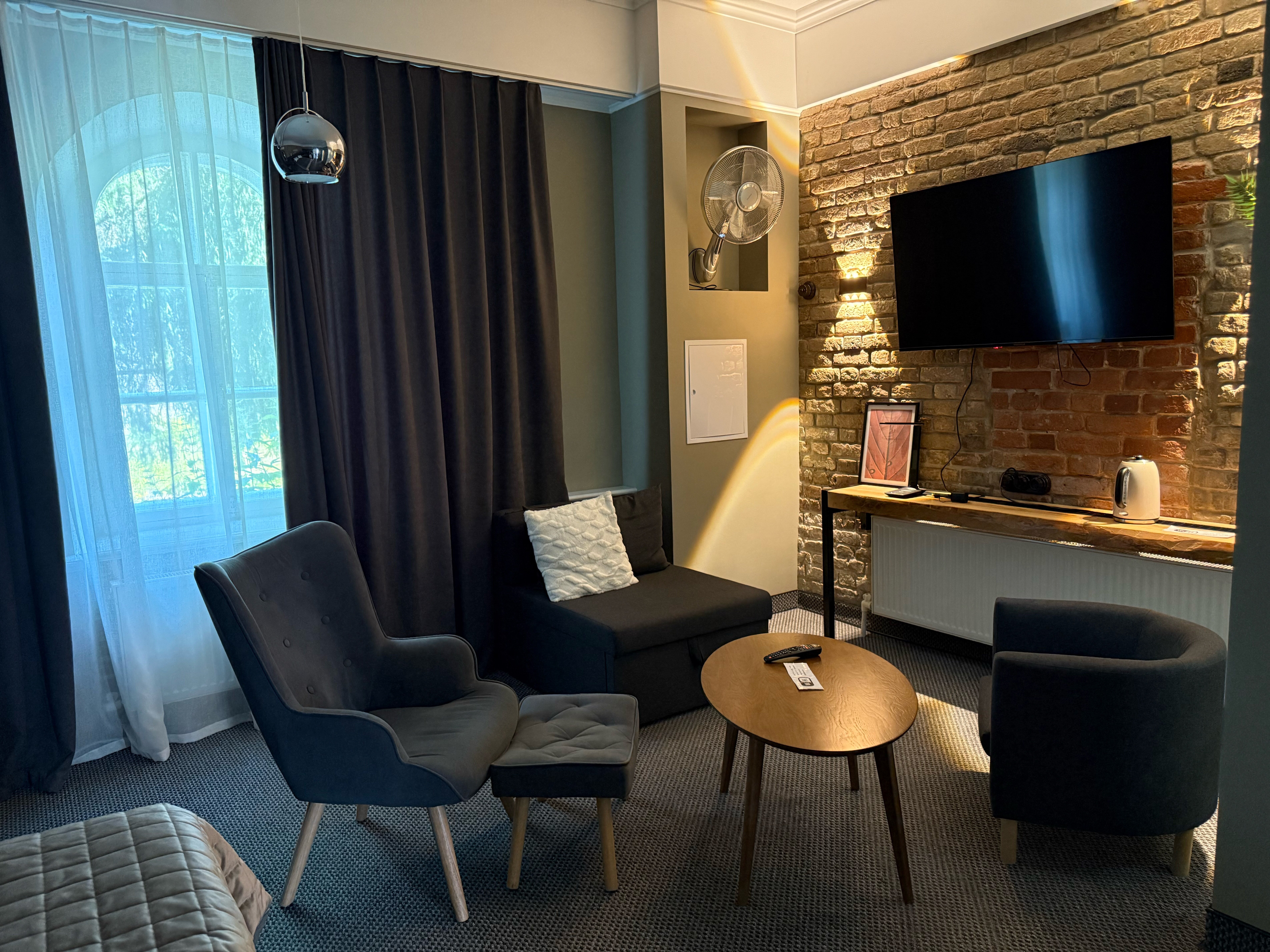 Фото отеля 2