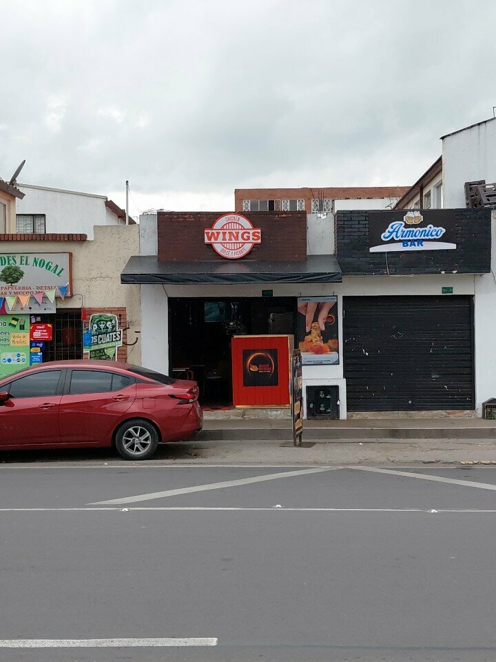 Fast food Wings dulce y picante, Bogota, photo