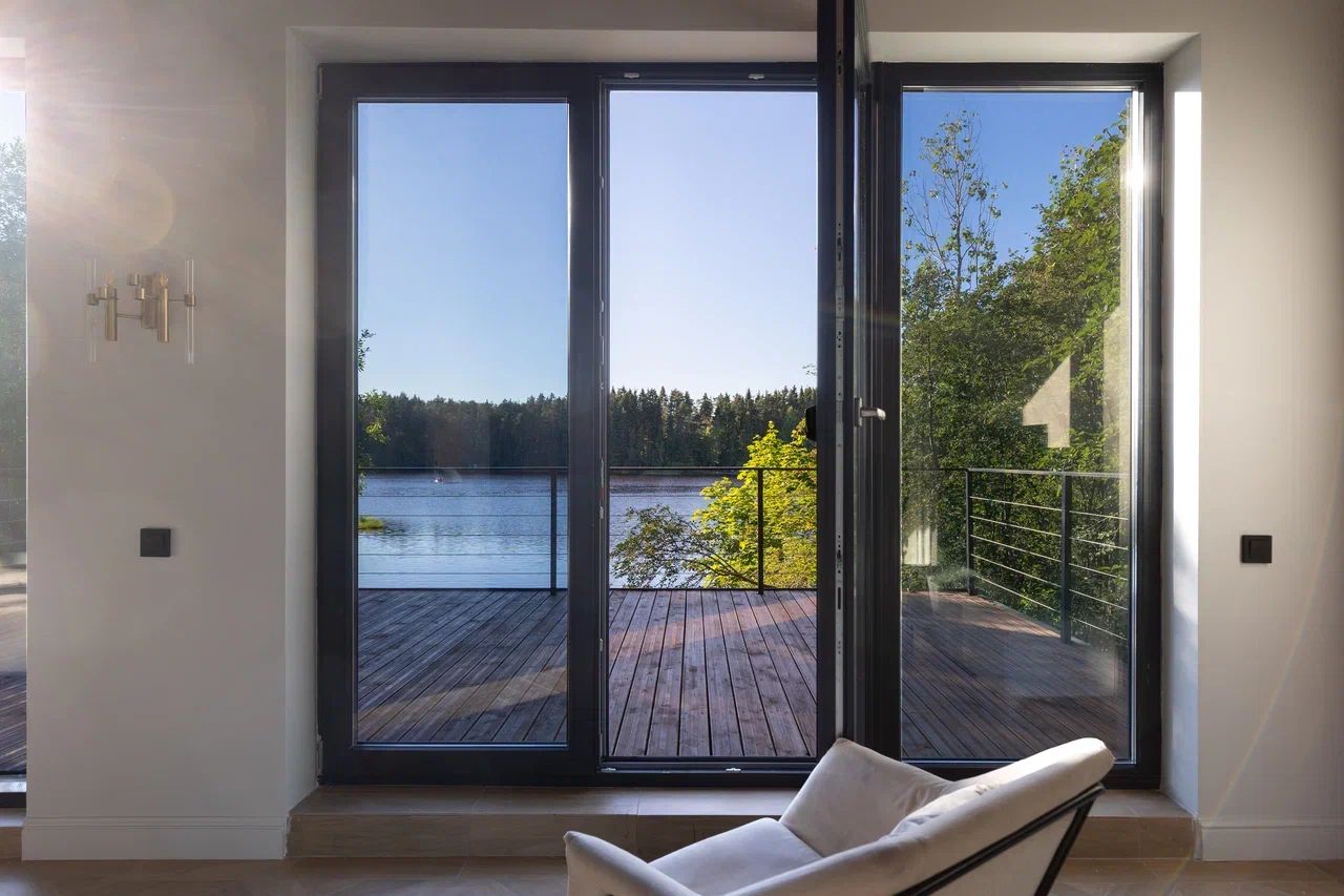 Фото Вилла на воде Рощино