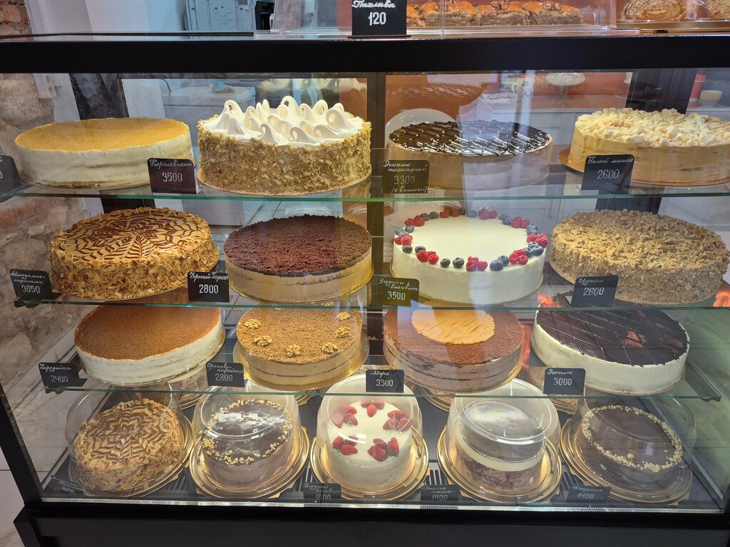 Coffee shop Бурсина кейк, Suhum, photo