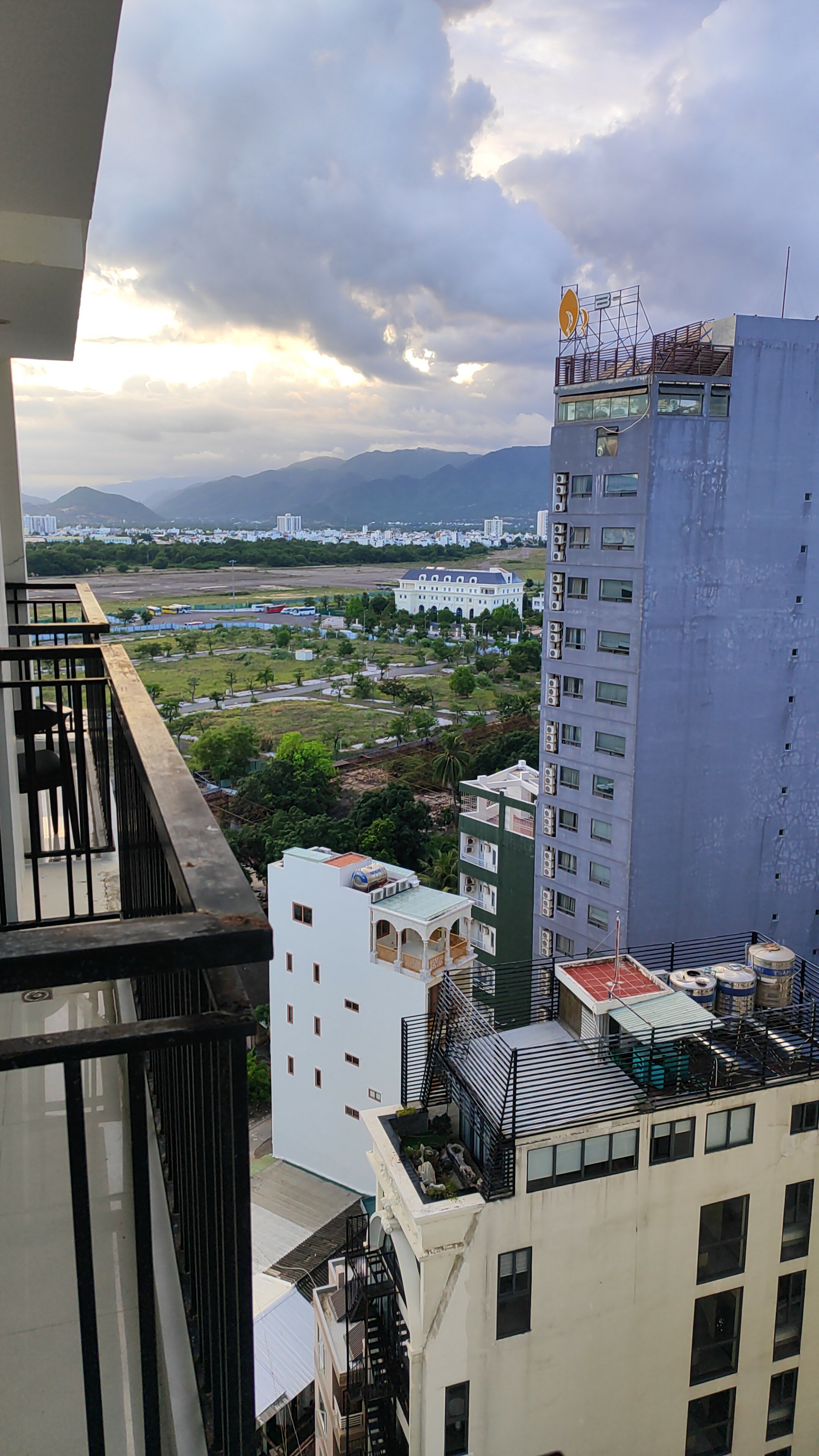 Фото Meriton Hotel Nha Trang