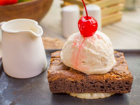 Фото Hotel Benilde Maison De La Salle