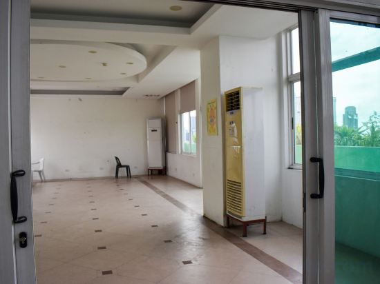 Фото The Boni Tower by Rspl