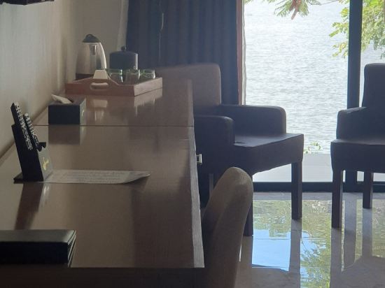 Фото Waters Edge Liwonde