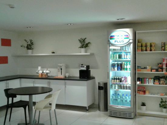 Фото Orange Hotels Kuchai Lama