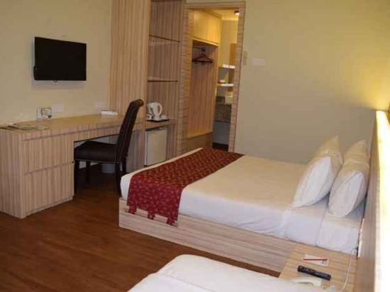 Фото Bukit Merah Laketown Resort