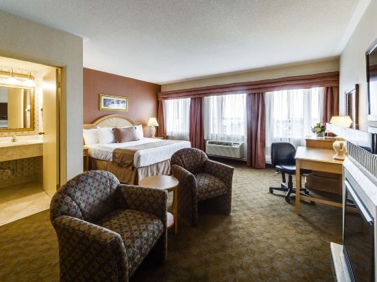 Фото Monte Carlo Inn - Brampton Suites