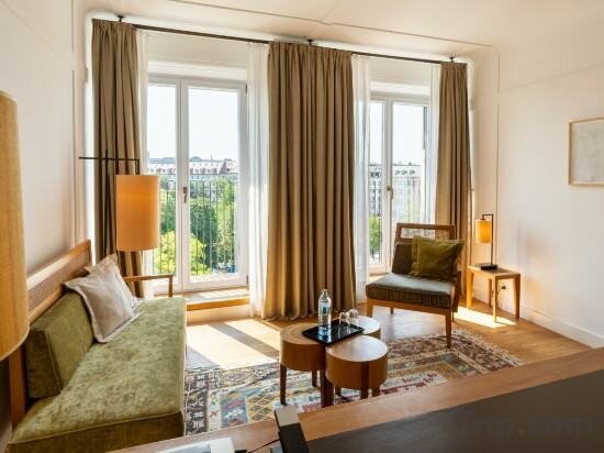 Фото Louis Hotel