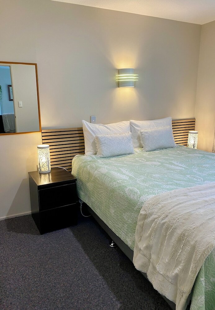 Фото Heritage Park Lodge