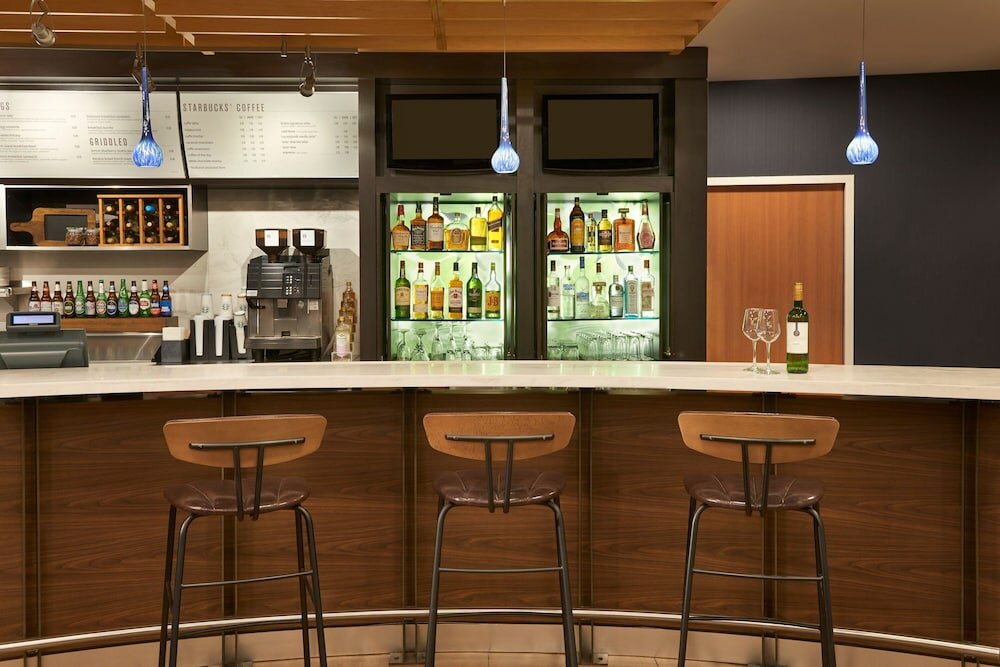 Фото Courtyard by Marriott Toronto Markham