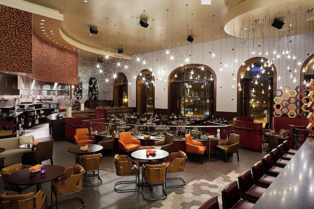 Фото The Blackstone, Autograph Collection