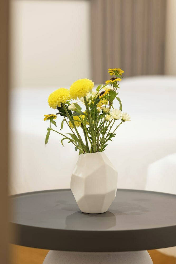 Фото H-avenue Hotel Seomyeon Station