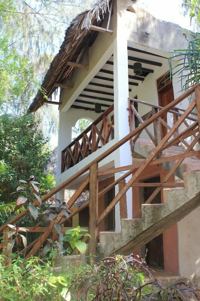 Фото Casa Umoja Guesthouse