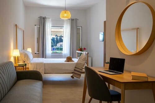 Внешний вид отеля Hotel Bretagne в Корфу, фото 3