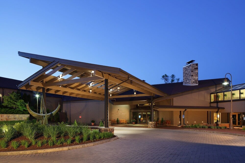 Фото Chauncey Hotel & Conference Center