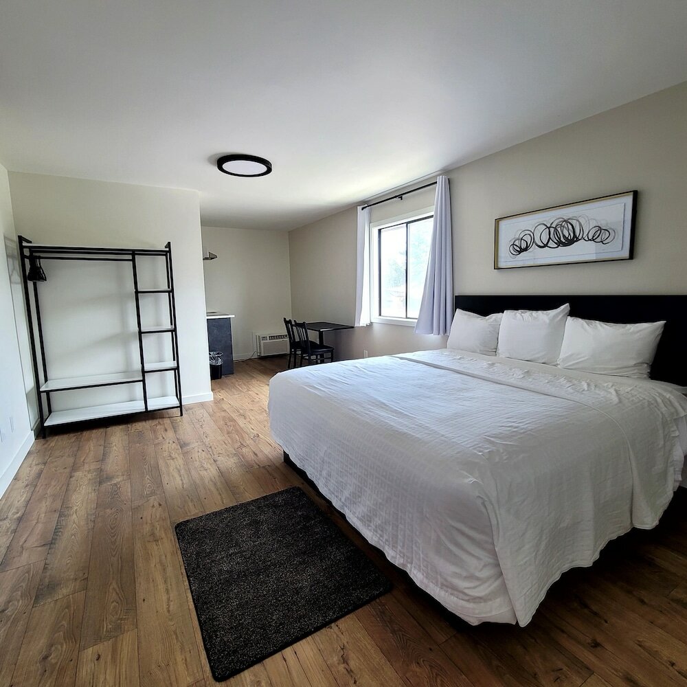 Фото Richland Inn and Suites