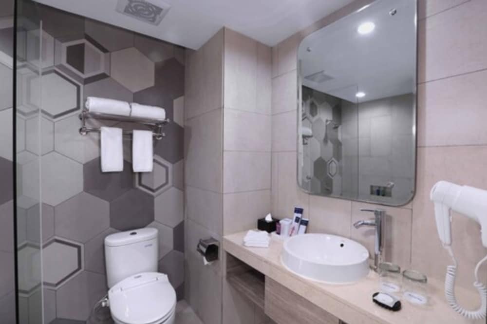 Фото Aston Inn Pandanaran Semarang