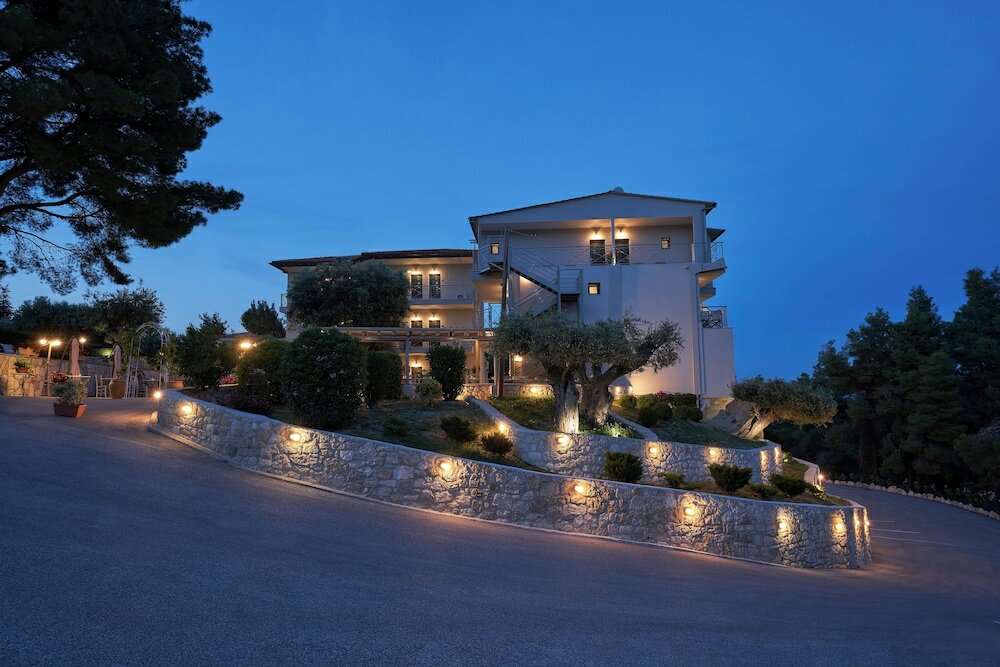 Фото Mirabilia Boutique Hotel