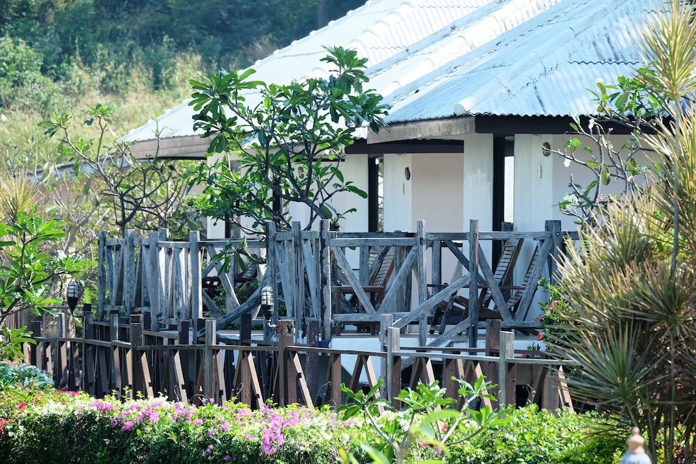 Фото Samed Cliff Resort