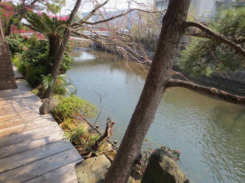 Фото Historical Ryokan Hostel K's House Ito Onsen