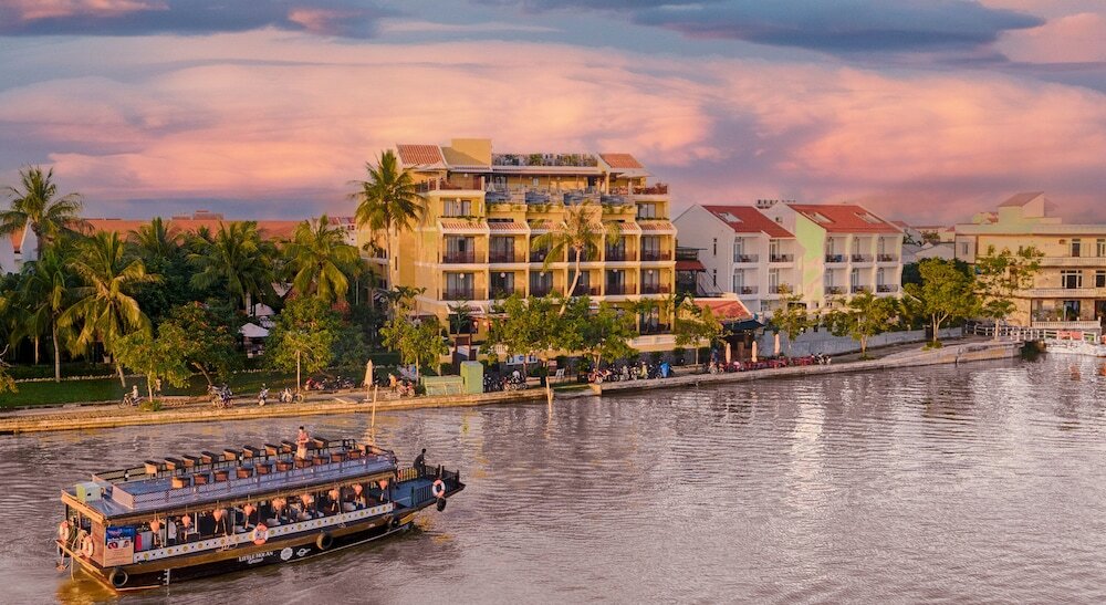 Фото Little Riverside. A Luxury Hotel & SPA