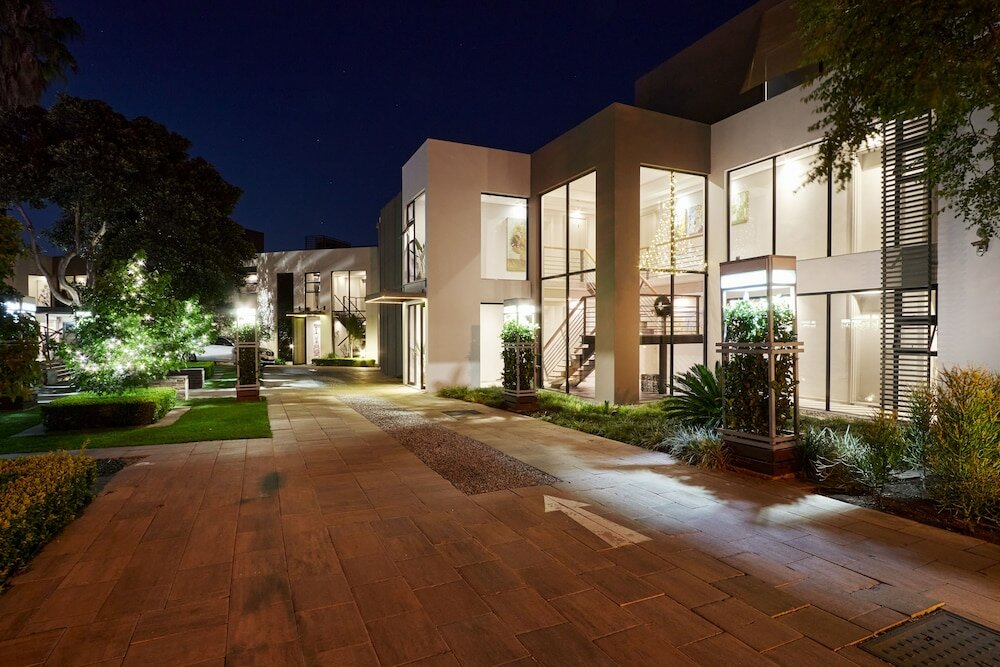 Фото The Lakes Boutique Lodge