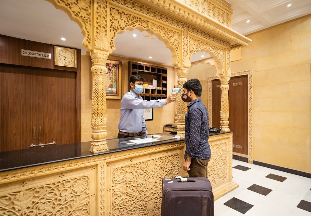 Фото Hotel Akashdeep