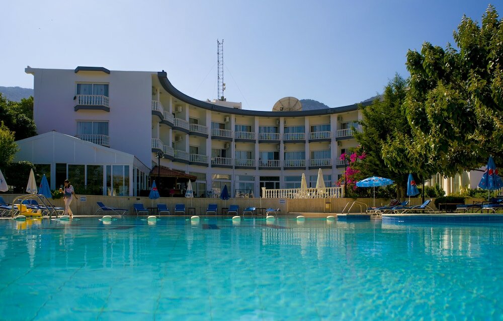 Фото Hotel Sempati