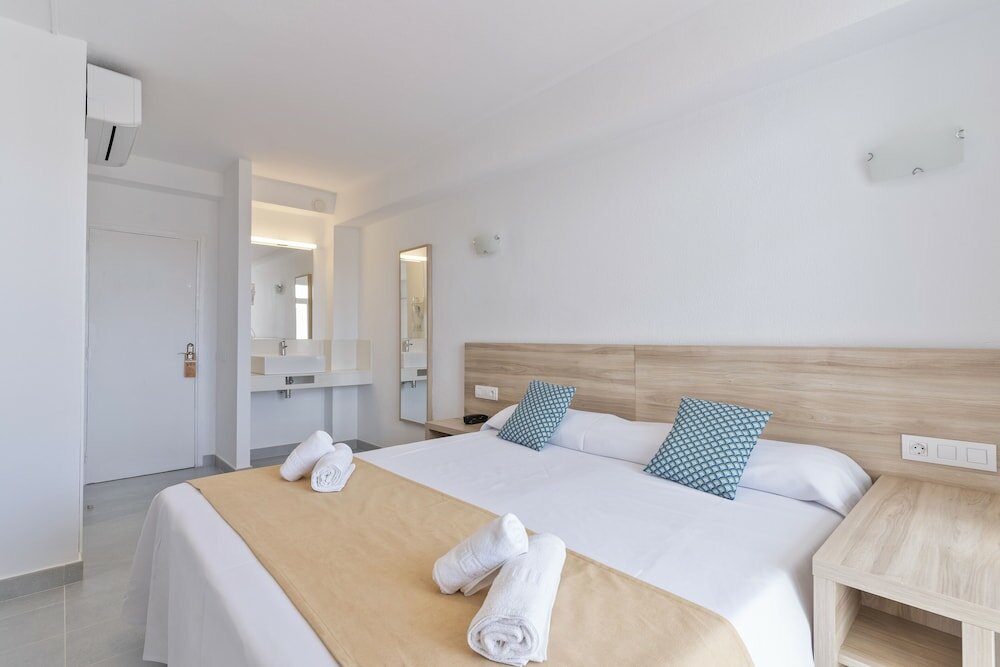 Фото Suncoast Ibiza Hotel - Adults Only -