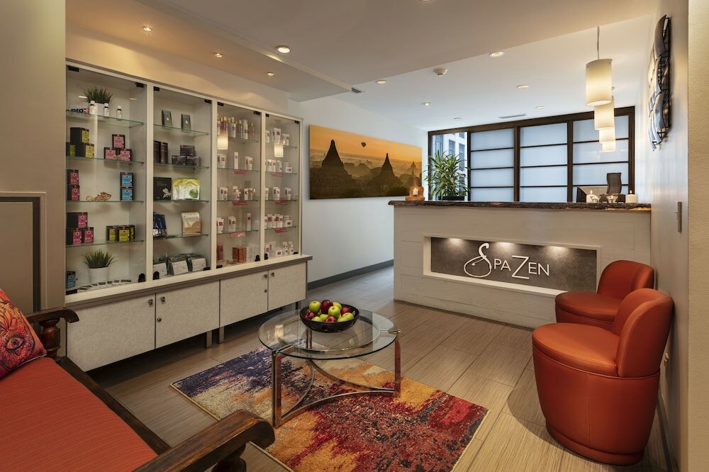 Фото Executive Hotel Cosmopolitan Toronto