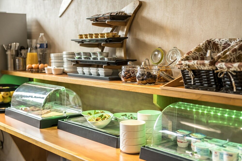 Фото The Originals City, Hôtel Rive Droite, Albi