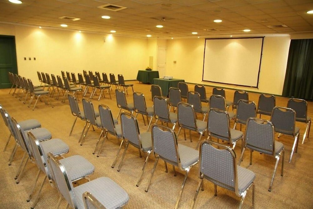 Фото Hotel Diego De Almagro Concepcion