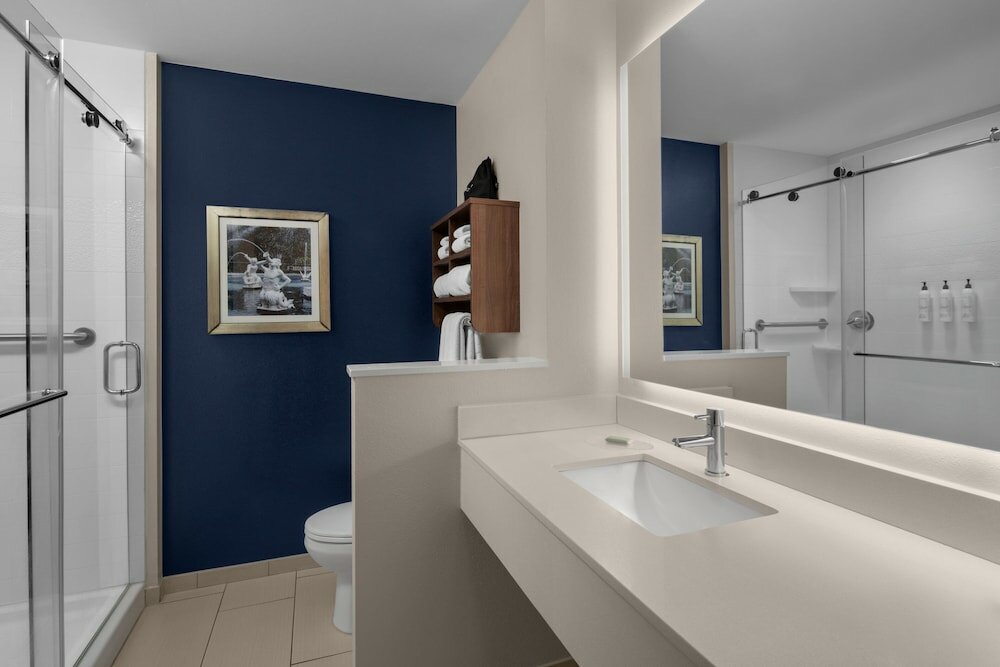 Фото Fairfield Inn & Suites Savannah Downtown/Historic District