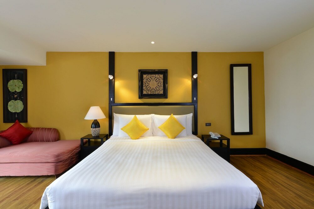 Фото Andaman White Beach Resort