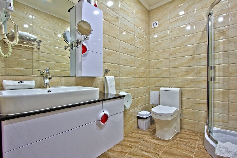 Фото Discovery Hotel Bishkek