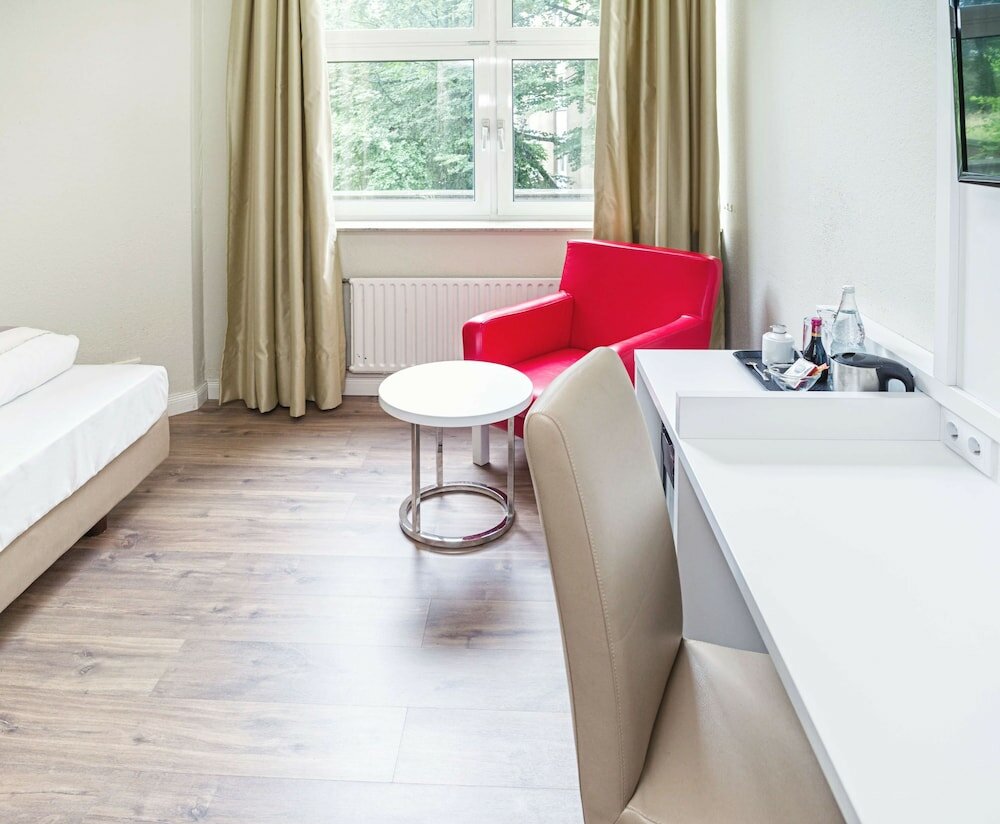 Фото Hotel Domicil Hamburg by Golden Tulip