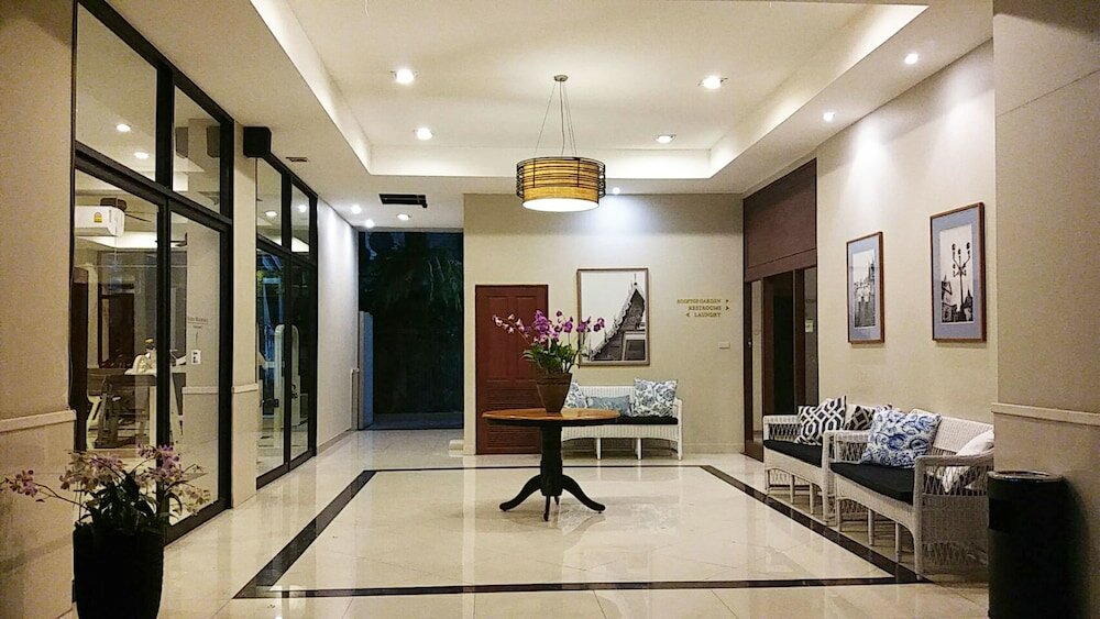 Фото Asoke Residence Sukhumvit by UHG