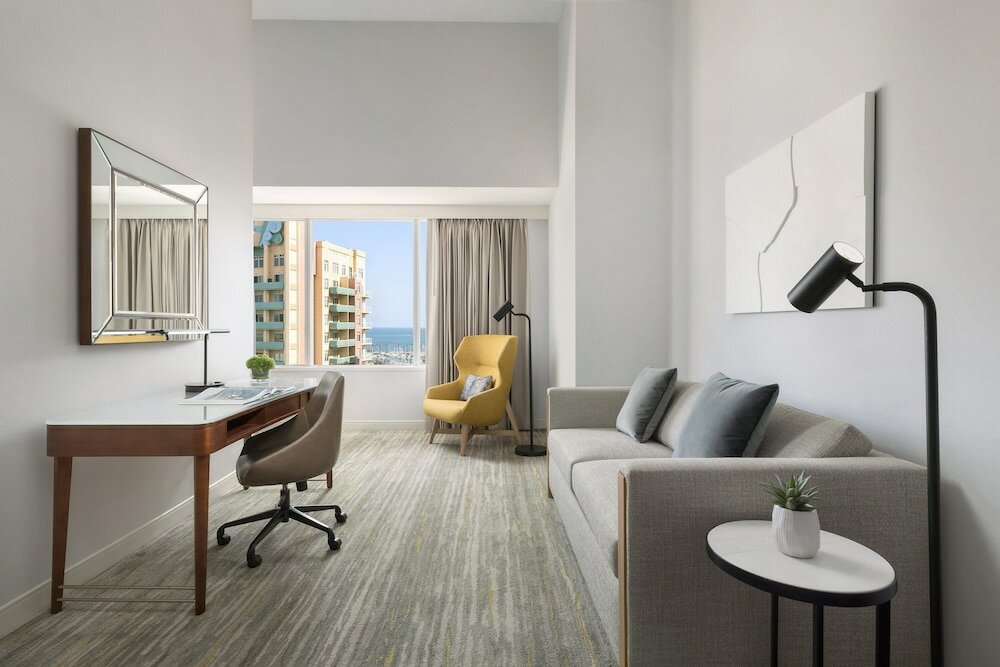 Фото The Westin Long Beach