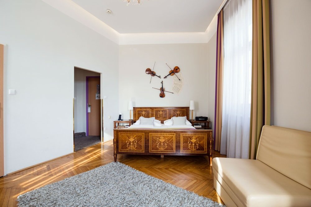 Фото Boutique Hotel Donauwalzer