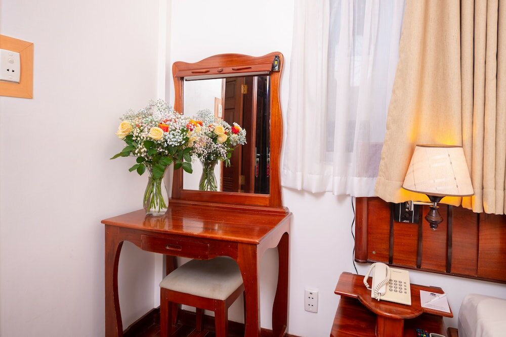 Фото Duc Vuong Saigon Hotel Bui Vien