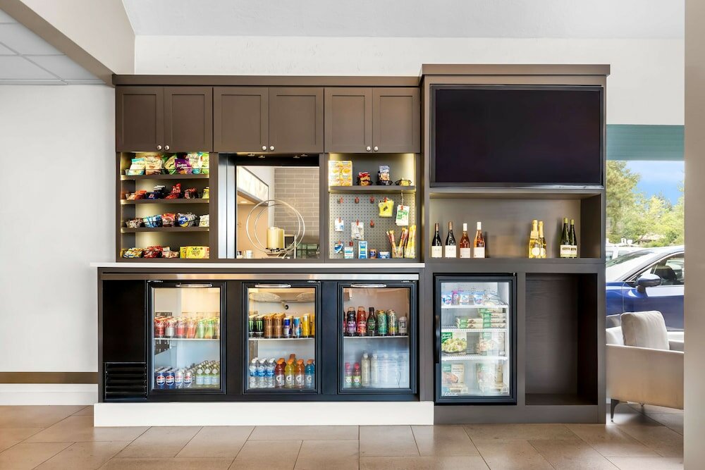 Фото Best Western Plus Parkway Inn