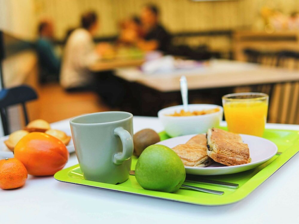 Фото ibis Styles Caen Centre Historique