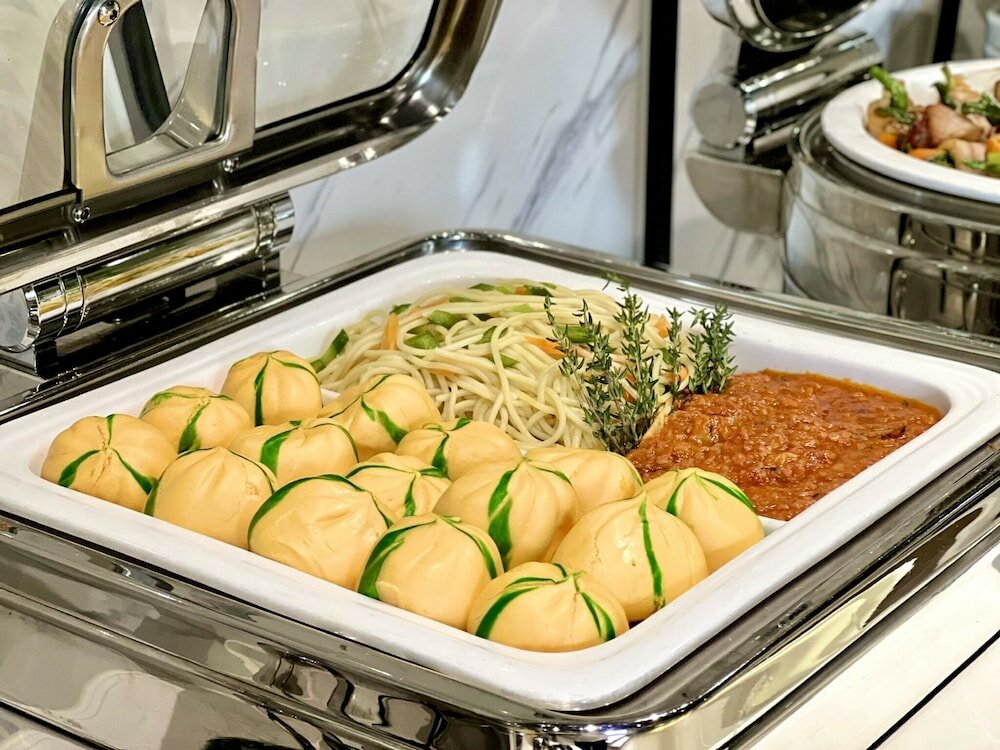 Фото Queen Ann Hotel