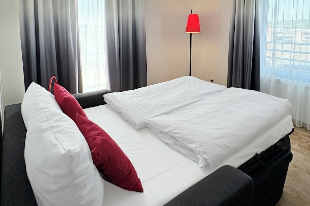 Фото The niu Sparrow