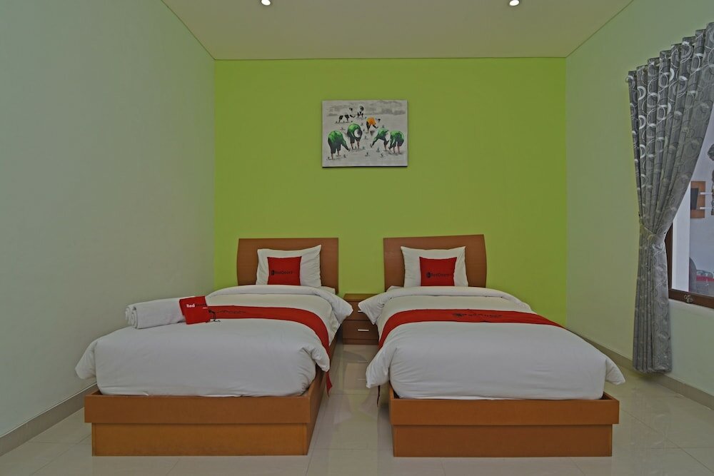 Фото RedDoorz Plus @ Mahendradatta Denpasar