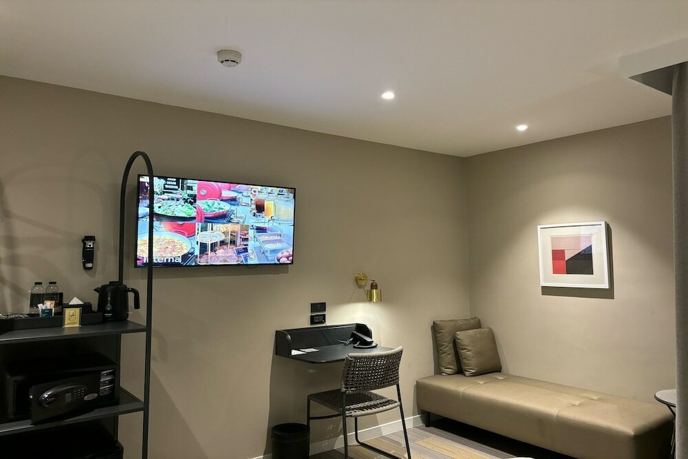 Фото Benjarong Hotel Bangkok