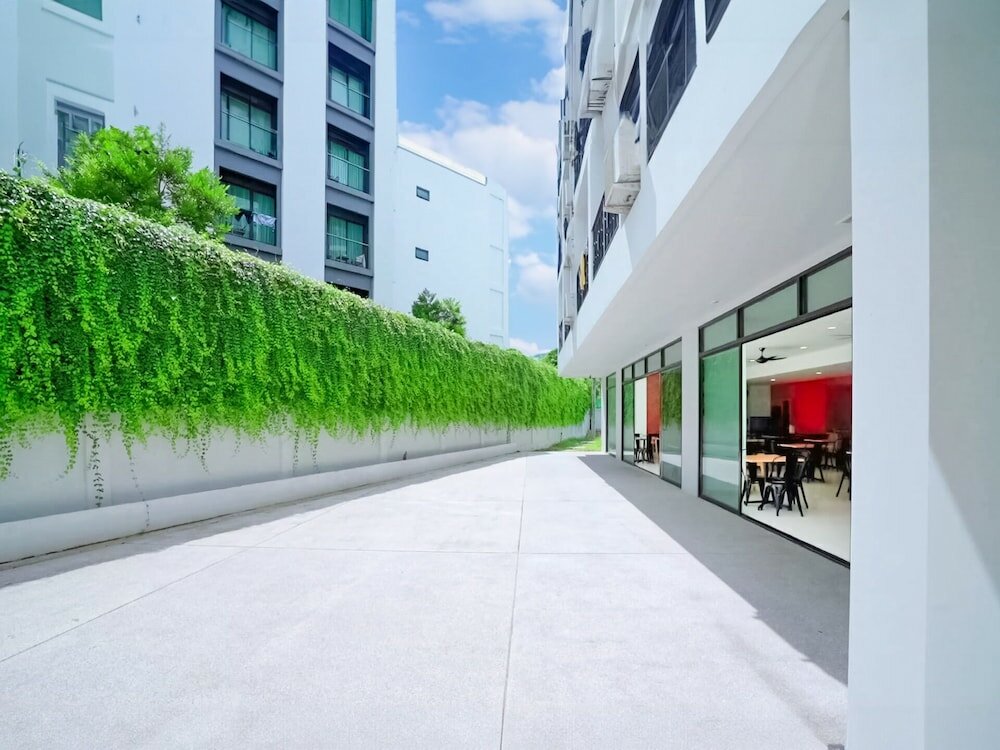 Фото Phoenix Hotel Karon Beach